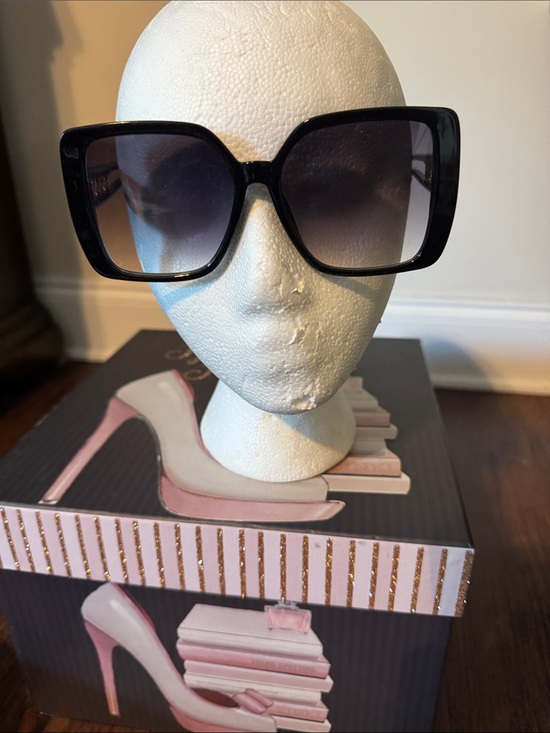 Tahari Accessories - Tahari Black Oversized Square Women's Sunglasses